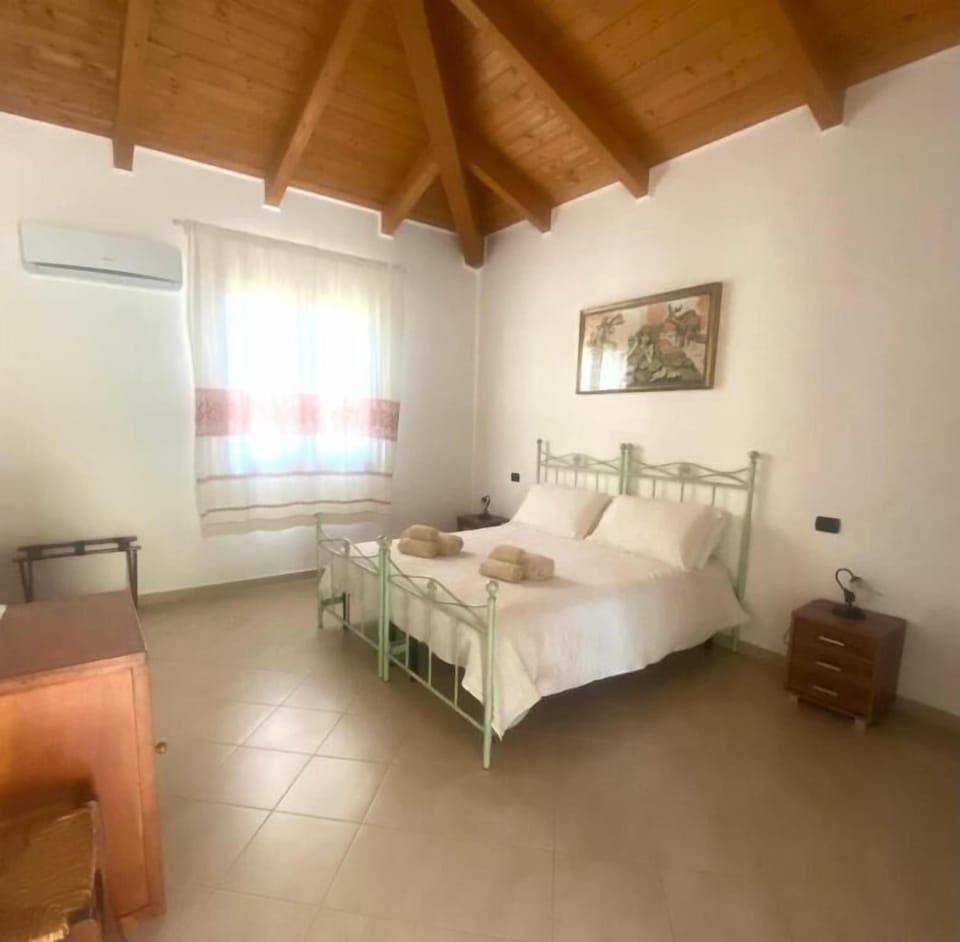 Double or Twin Room, Courtyard View | Free WiFi, wheelchair access