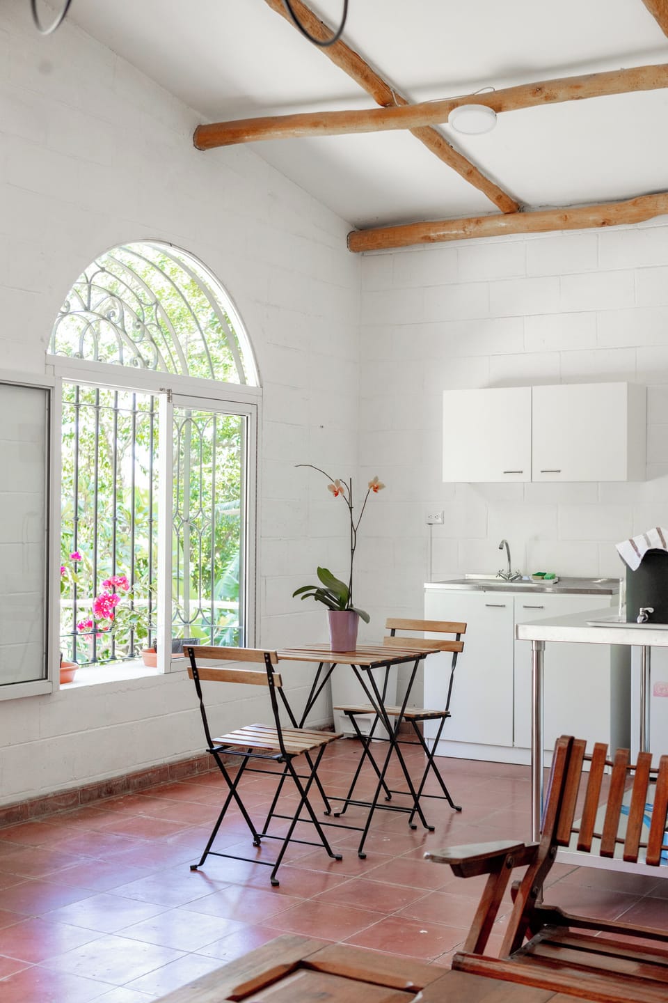 La Ceiba: Family Villa, Mountain View | Private kitchenette | Coffee/tea maker, mini-fridge, microwave, cookware/dishes/utensils