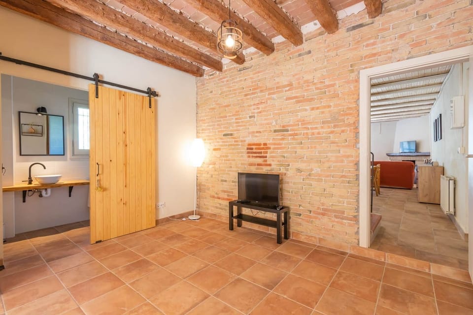 Toilet and access to house 2 (house 1)