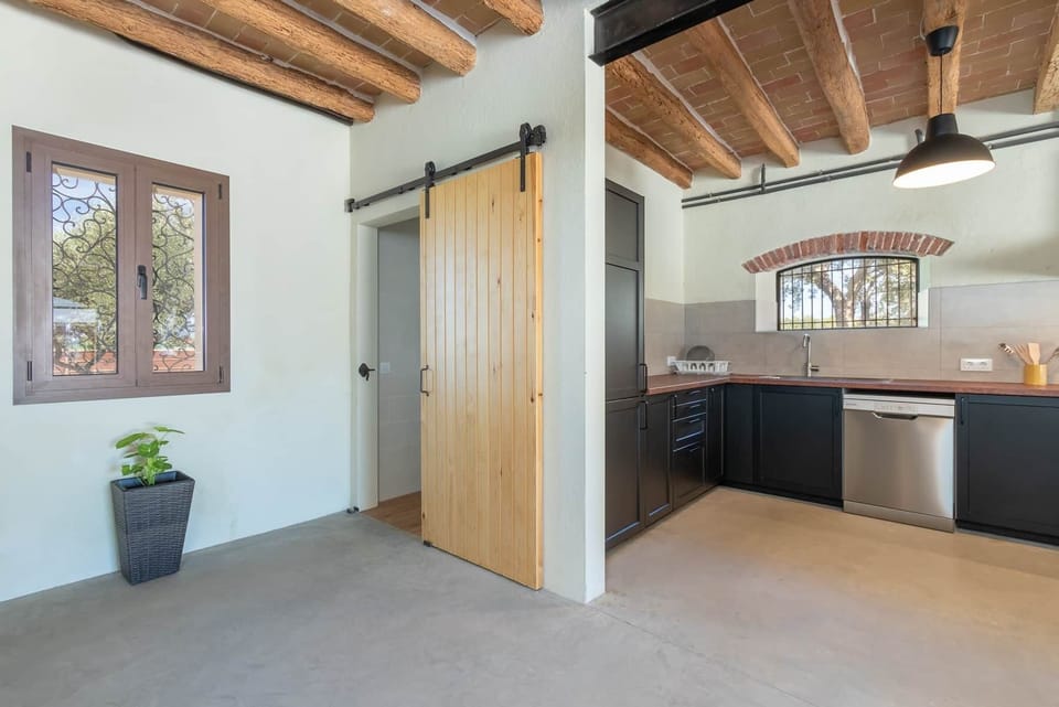 Ground floor space