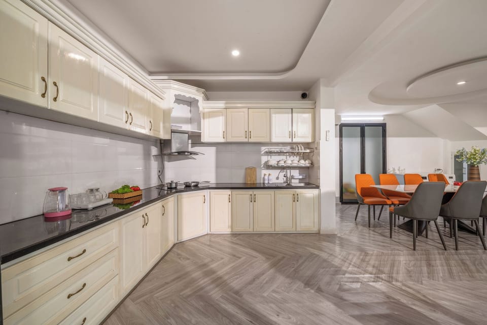 Fridge, microwave, stovetop, rice cooker