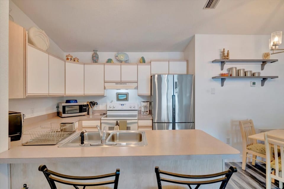 Open Kitchen, Dining, and Great Room
