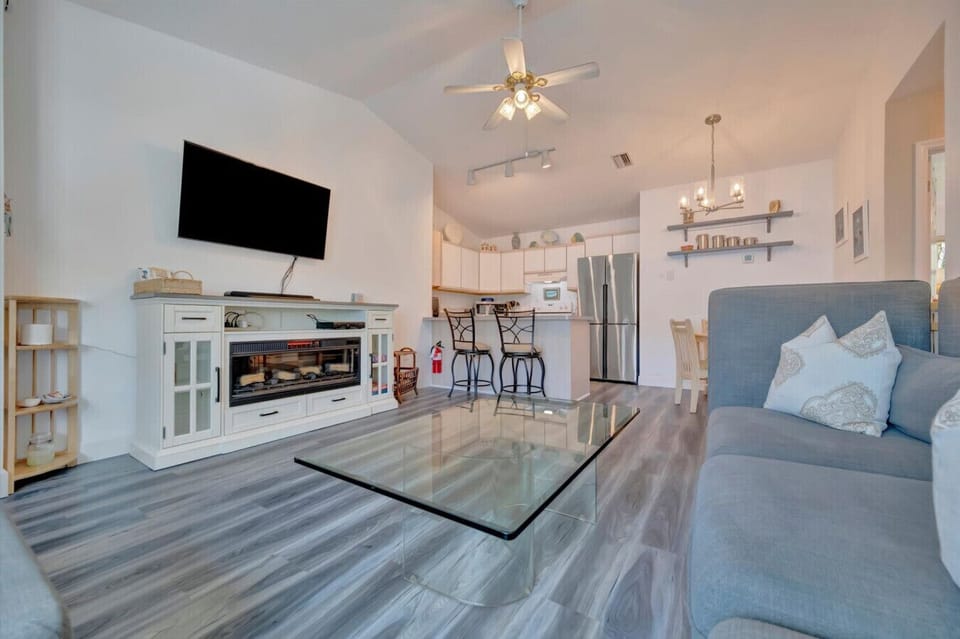 Open Kitchen, Dining, and Great Room