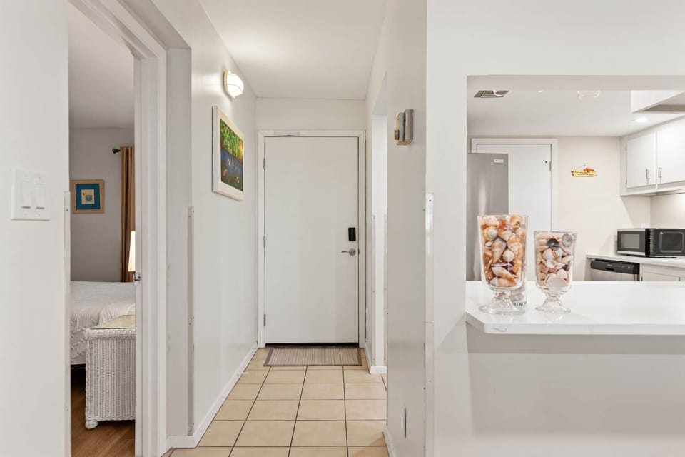 23223 Front Beach Road, Unit C2-301, Panama City Beach, 32413 FL, US C2-301 02