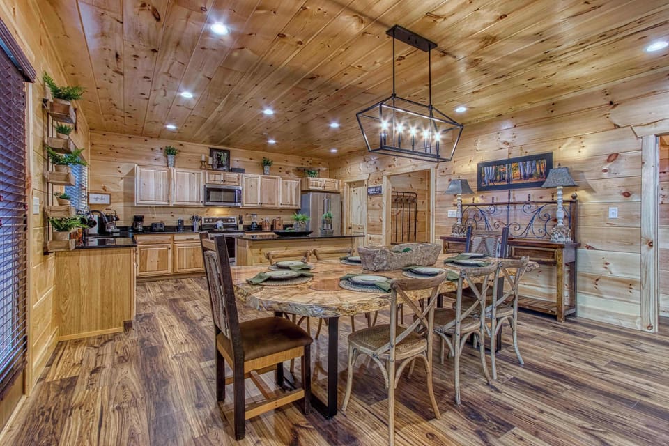A beautifully designed kitchen with ample space for the whole group.