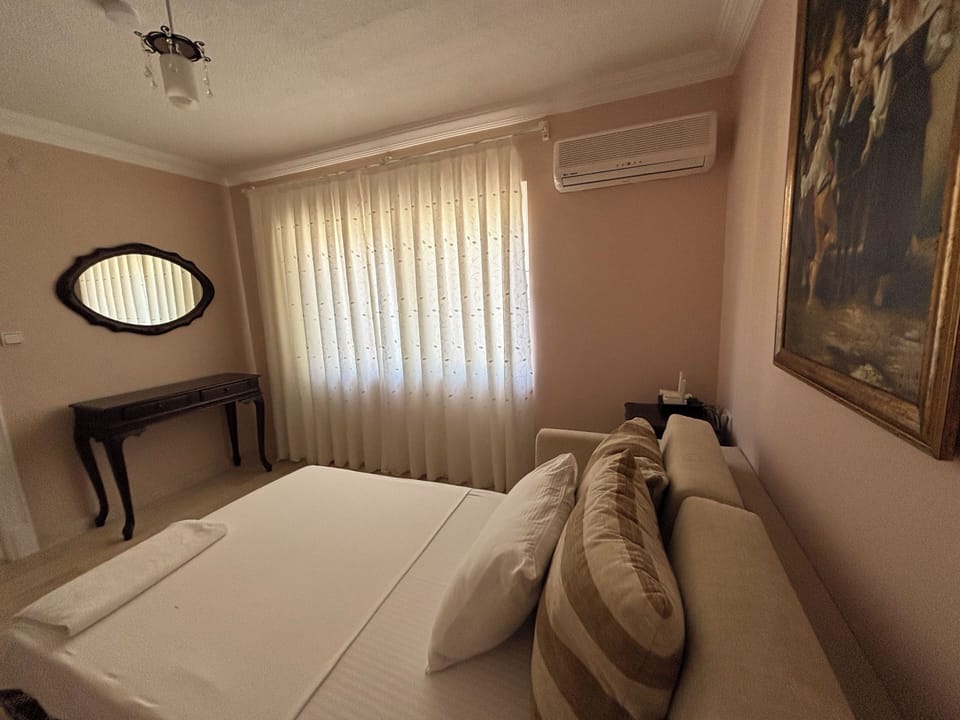 Sofa bedroom