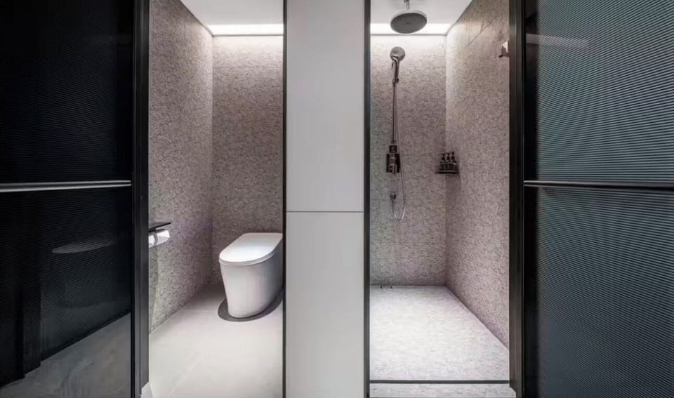 Superior Double Room, City View | Bathroom | Shower, eco-friendly toiletries, hair dryer, bathrobes