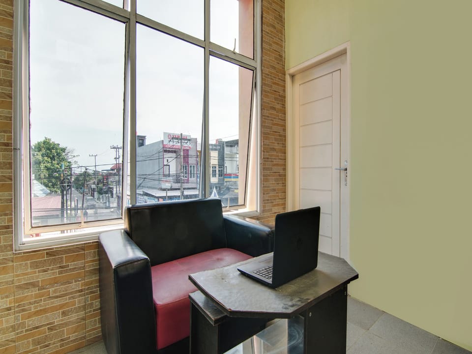 Spot On 91834 Sg 99 Homestay Syariah Hotel in West Sumatra, Indonesia