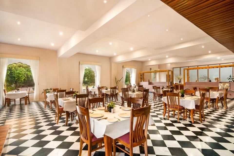 Zana Forest Resort Ranthambore Hotel in Rajasthan
