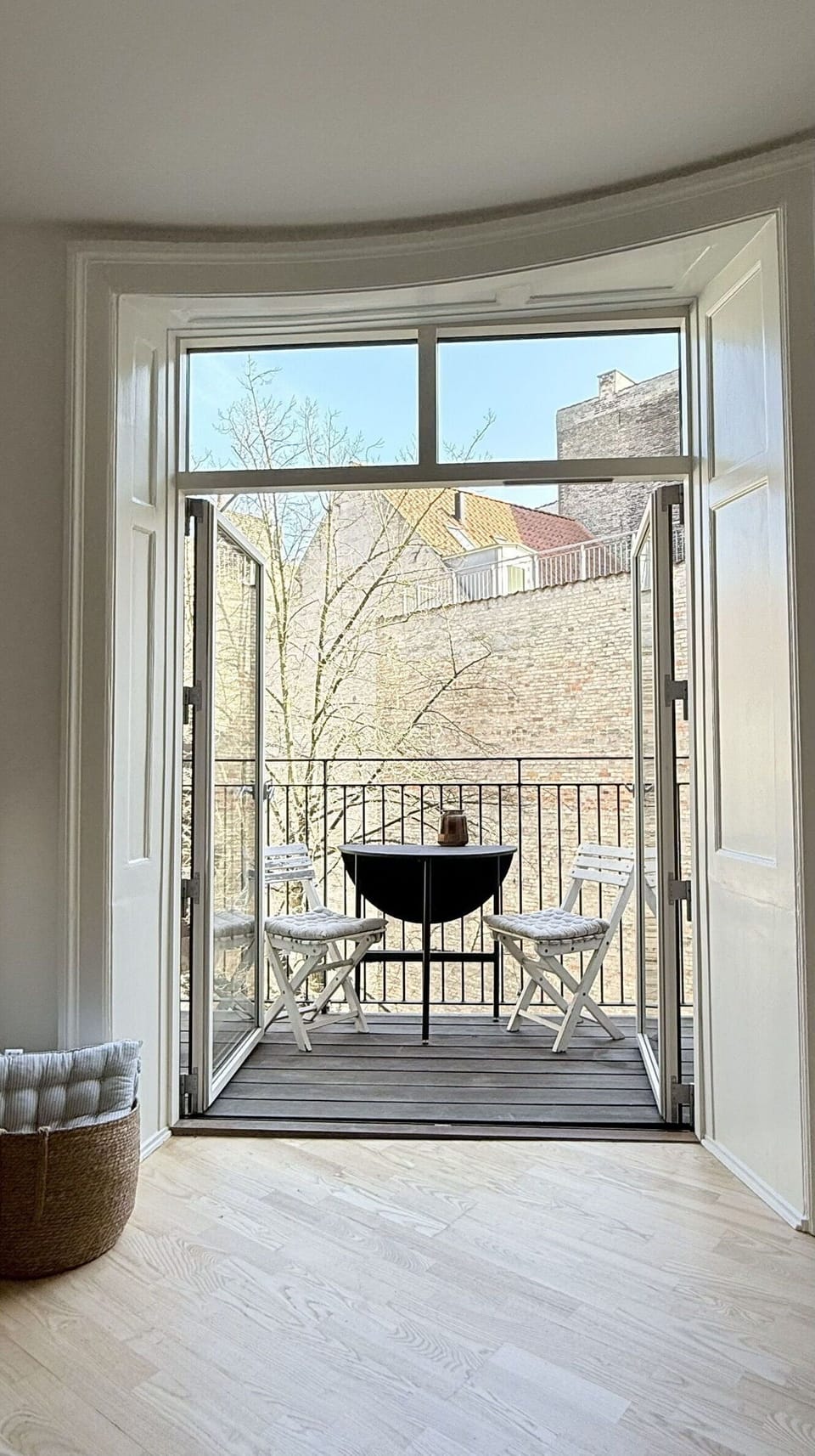 Balcony / Terrace / Patio