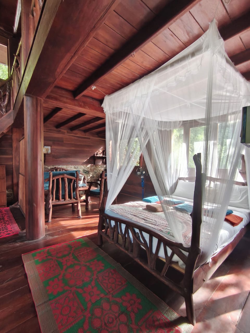 Superior Tree House, Hill View | Free WiFi