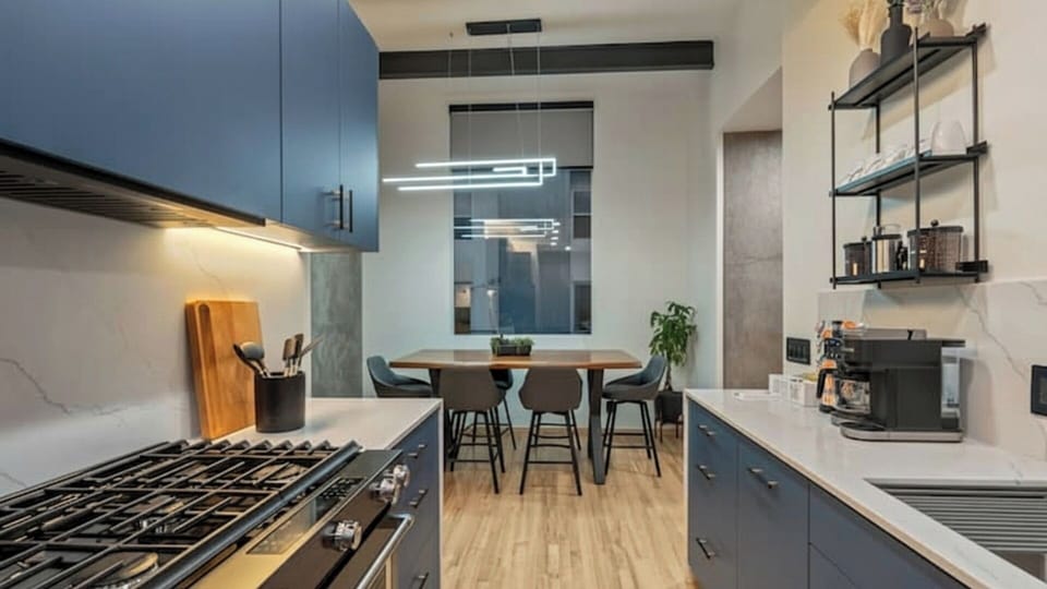 The fully equipped kitchen has everything you need