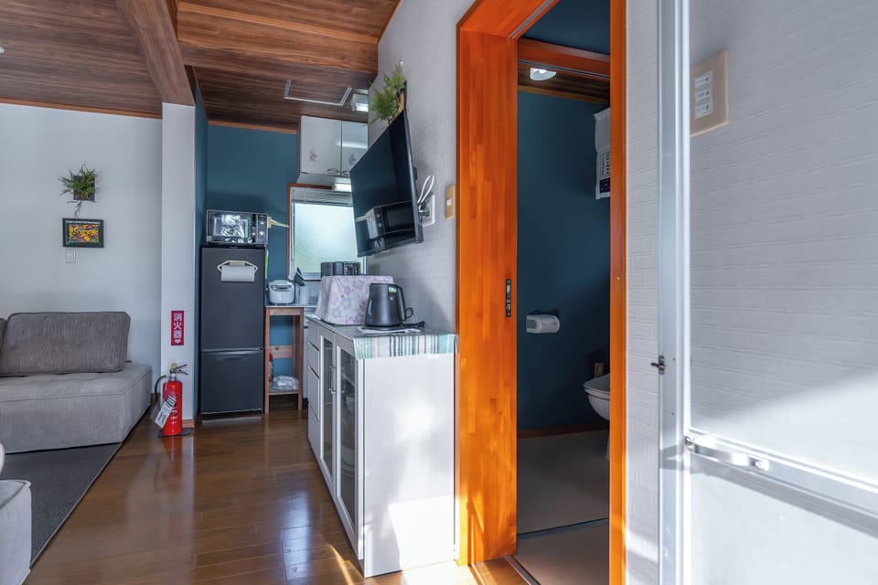 Basic House, Garden View | Interior
