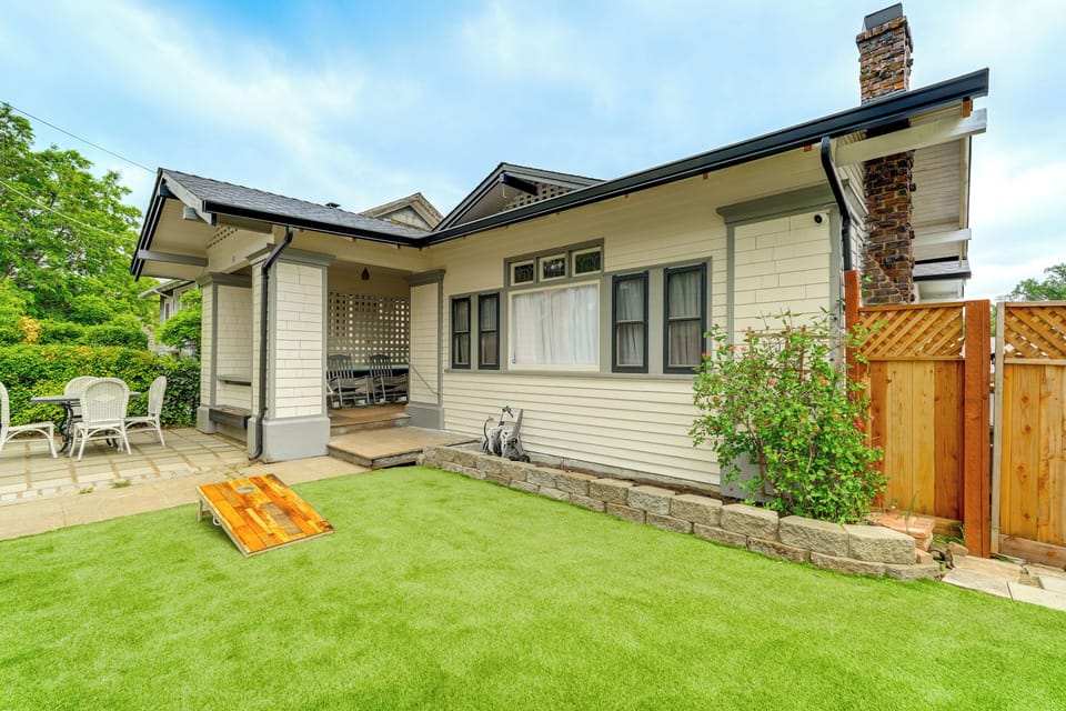 Fenced Yard