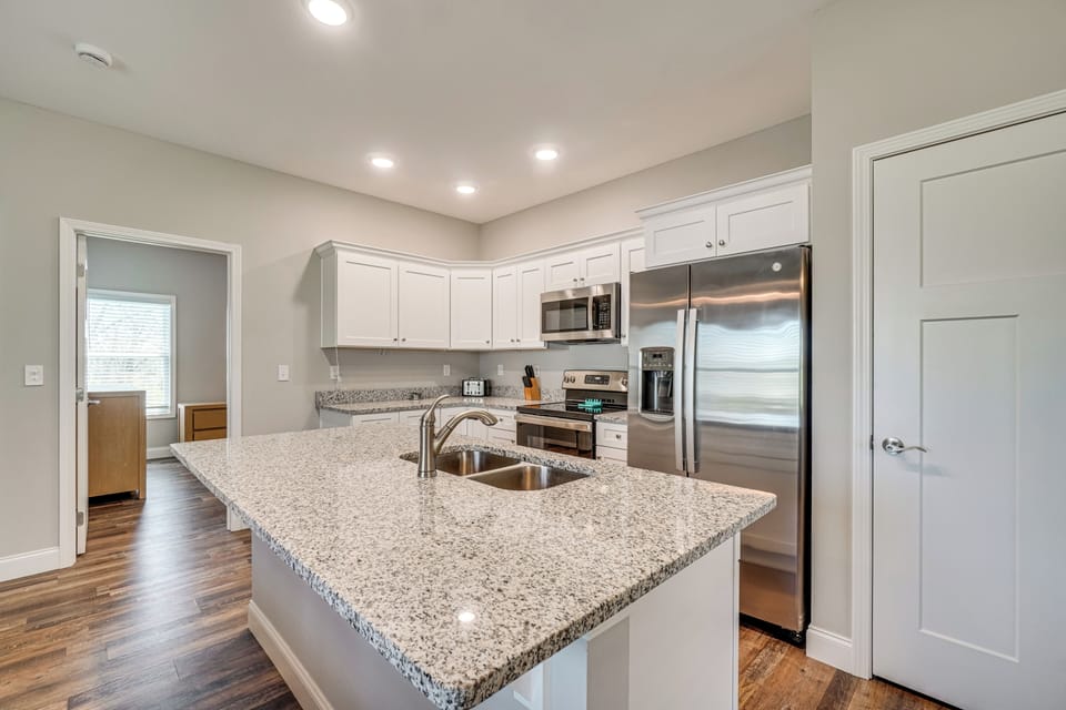 Kitchen w/ Stainless Steel Appliances