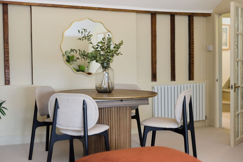 Apartment | Dining