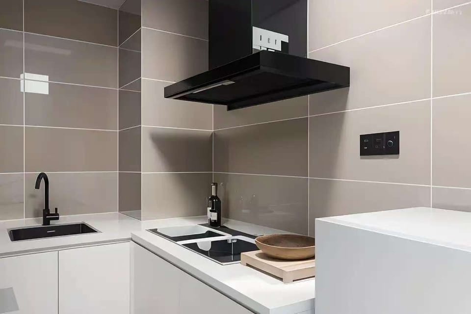 Superior Double Room, City View | Private kitchenette | Fridge, microwave, cookware/dishes/utensils, cleaning supplies