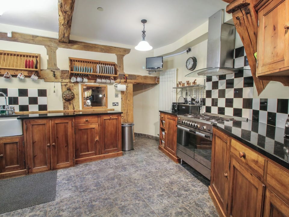 Cottage | Interior