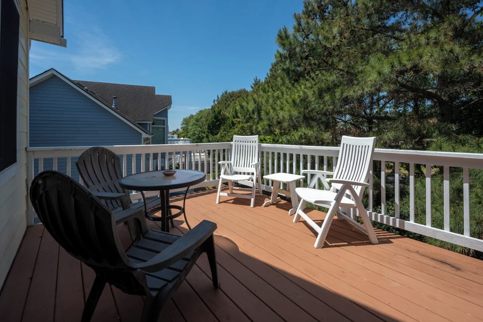 Sun Deck - Half Level