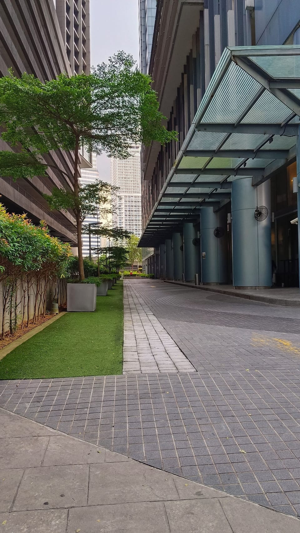Deluxe Apartment, Balcony, City View | Property grounds