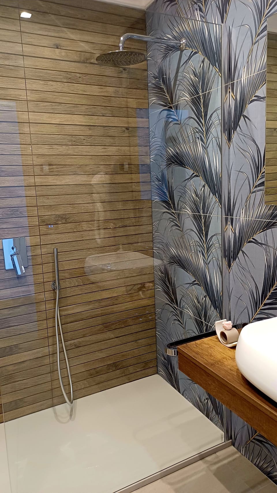 Room, Sea View, extra bed | Bathroom | Shower, hair dryer, bidet, towels