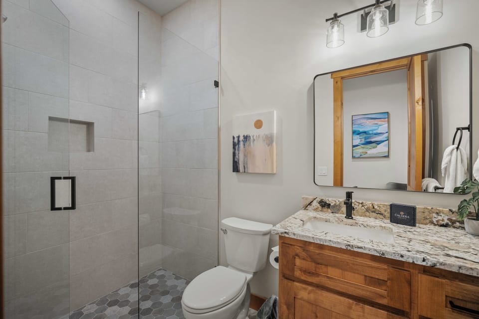 56325 Mirror Rock Loop-37