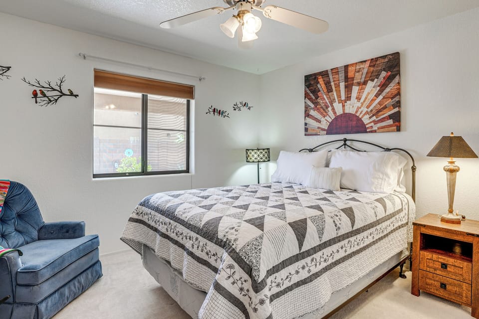 House (2 Bedrooms) | Interior
