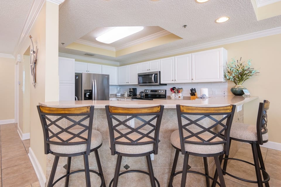 Condo, 2 Bedrooms | Private kitchen | Coffee/tea maker, fridge, oven