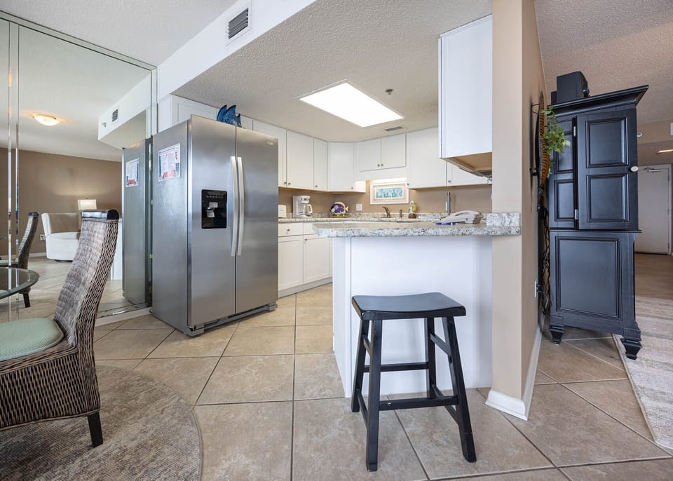 Condo, 1 Bedroom | Interior