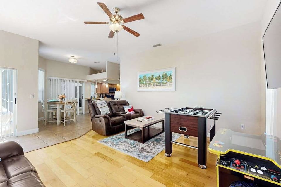 
Comfortable living room featuring a cozy space to relax and unwind, with streaming services available for guests to enjoy using their own personal login.