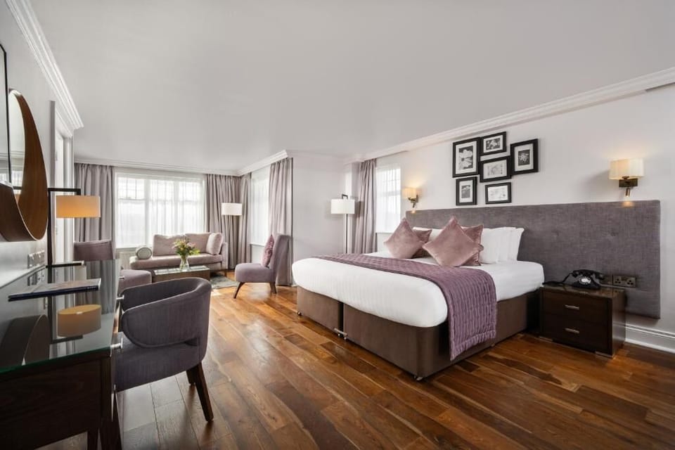 Superior Suite | Iron/ironing board, WiFi (free)