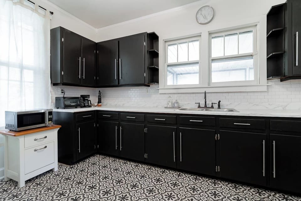 Recently updated kitchen. 