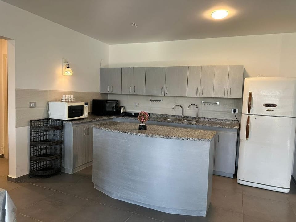 Chalet, 3 Bedrooms, Lagoon View | Private kitchen