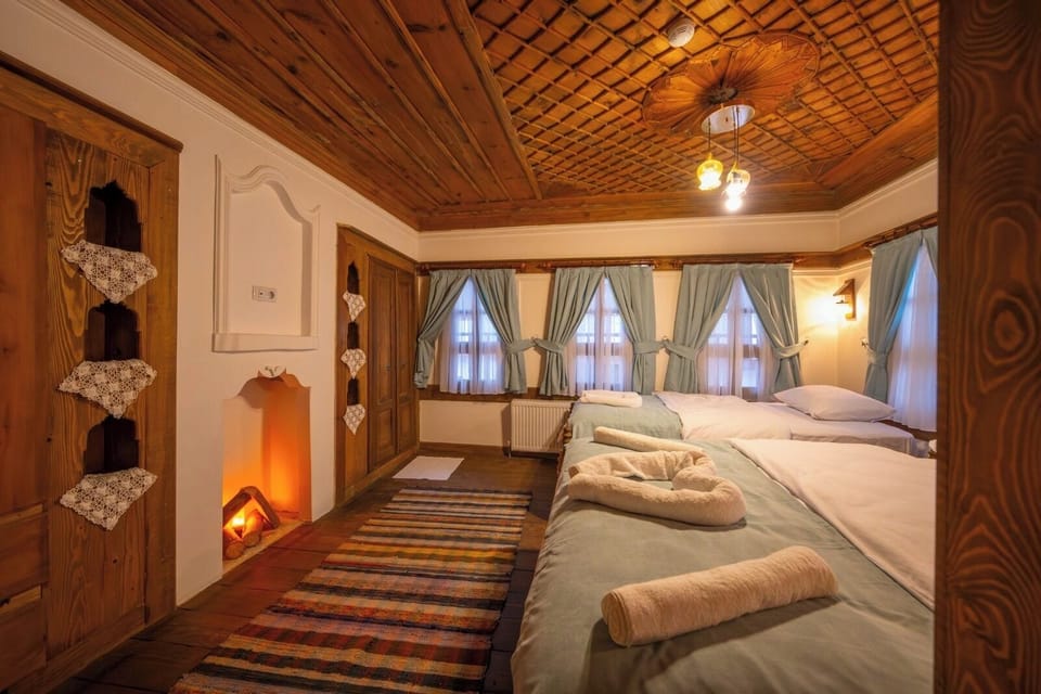 Deluxe Triple Room | Free WiFi