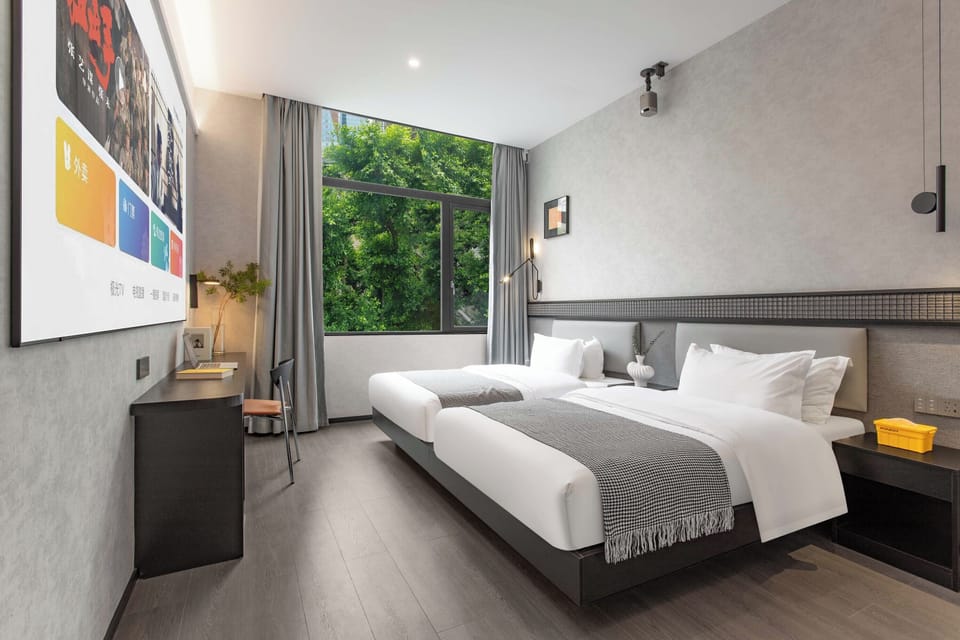Superior Twin Room, City View | Laptop workspace, blackout drapes, soundproofing, iron/ironing board