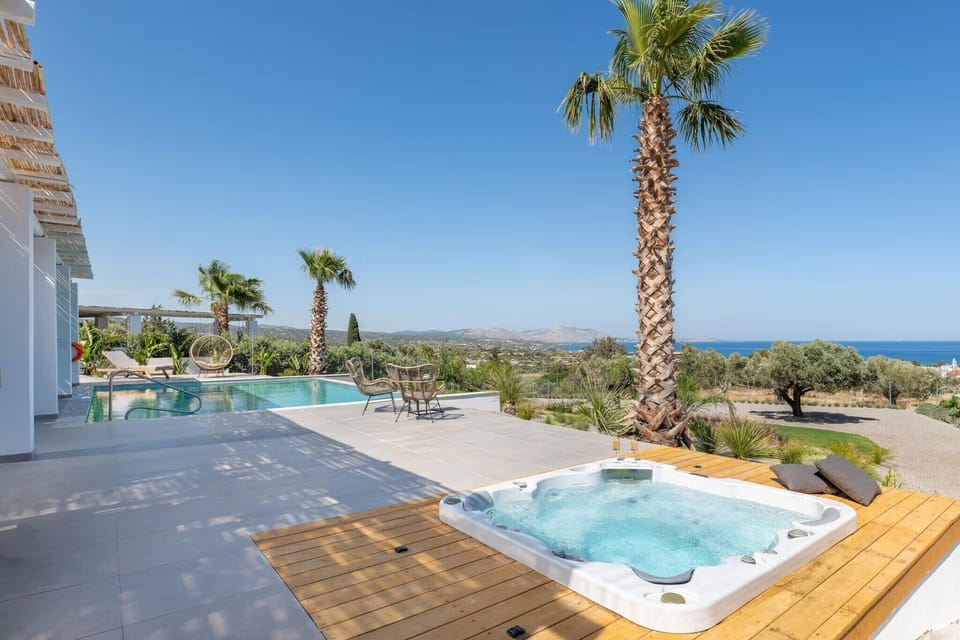 Holiday Home Swimming Pool