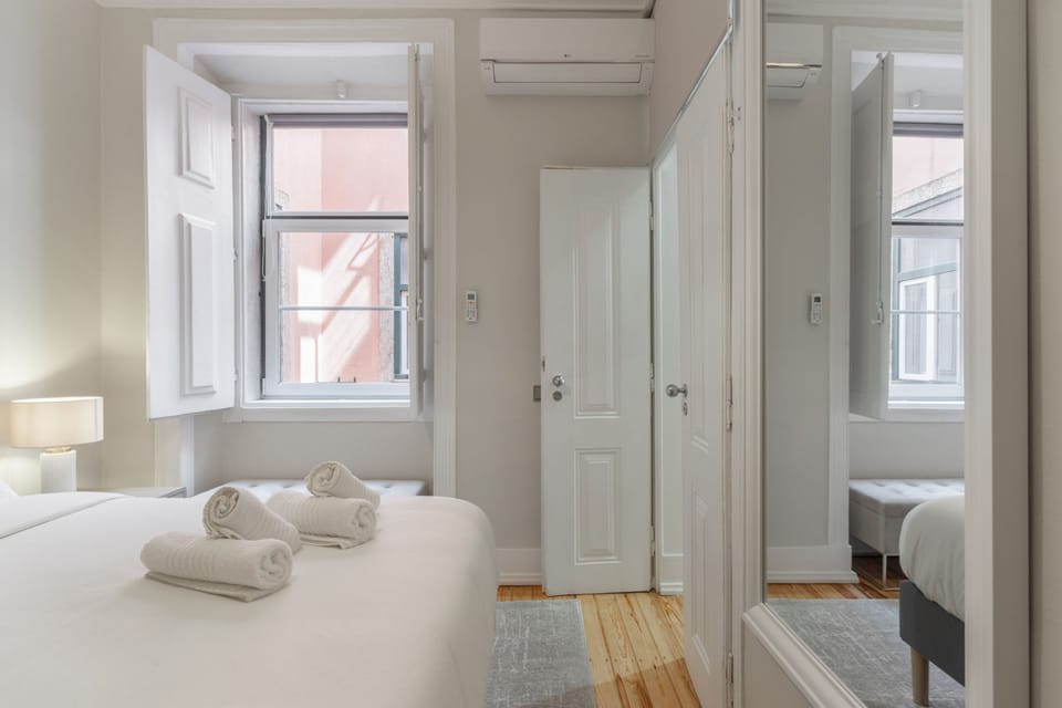 Bairro Alto Concept by Homing Apartment in Lisbon