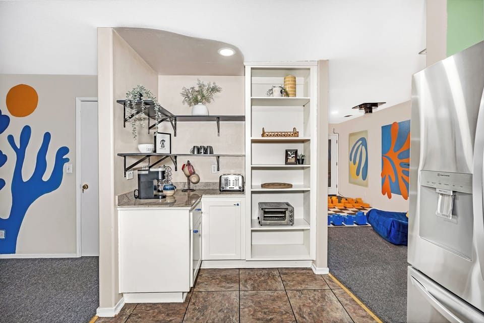 Your breakfast nook has everything you need to have a great morning.