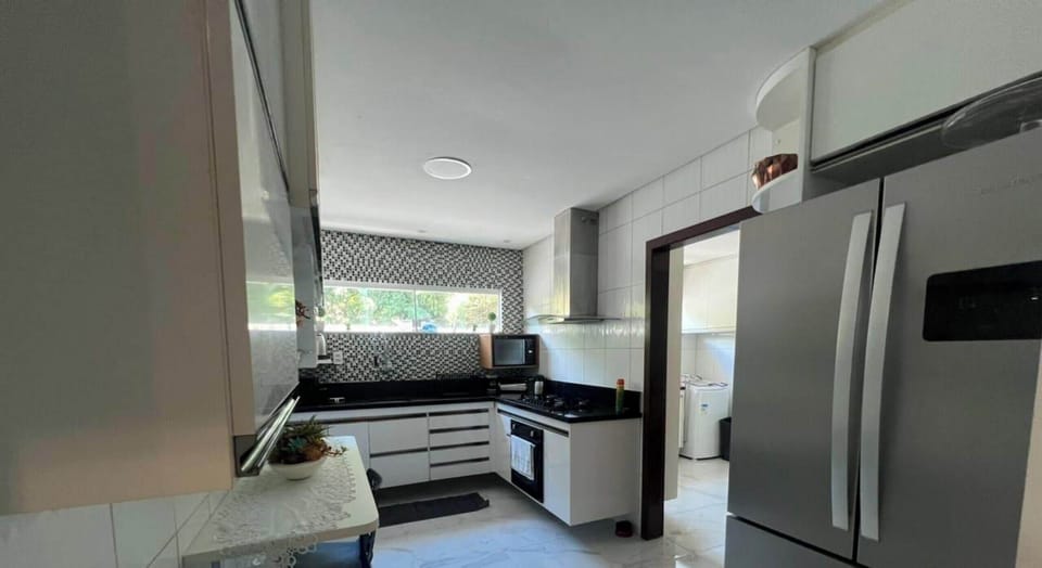 Premium House, Pool Access | Private kitchen | Fridge, microwave, cookware/dishes/utensils, dining tables