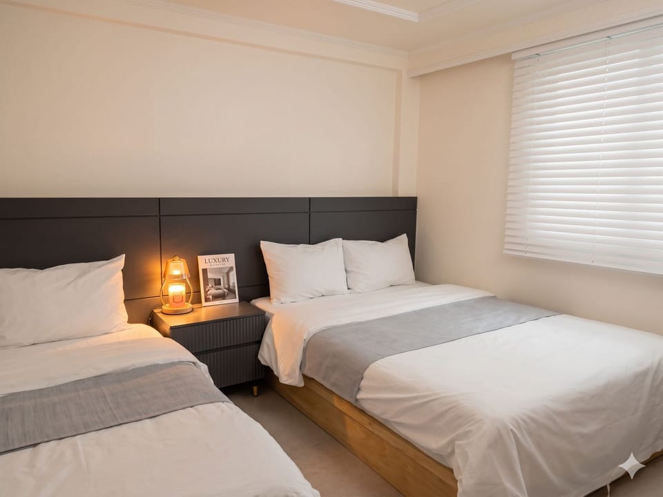 Classic Twin Room, City View | Free WiFi