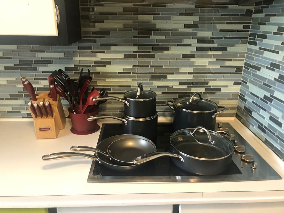 Another fully equipped kitchen to make your meals!