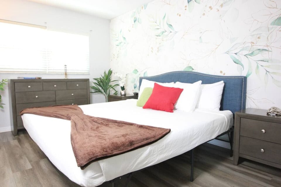 Wake up refreshed in this cozy escape.