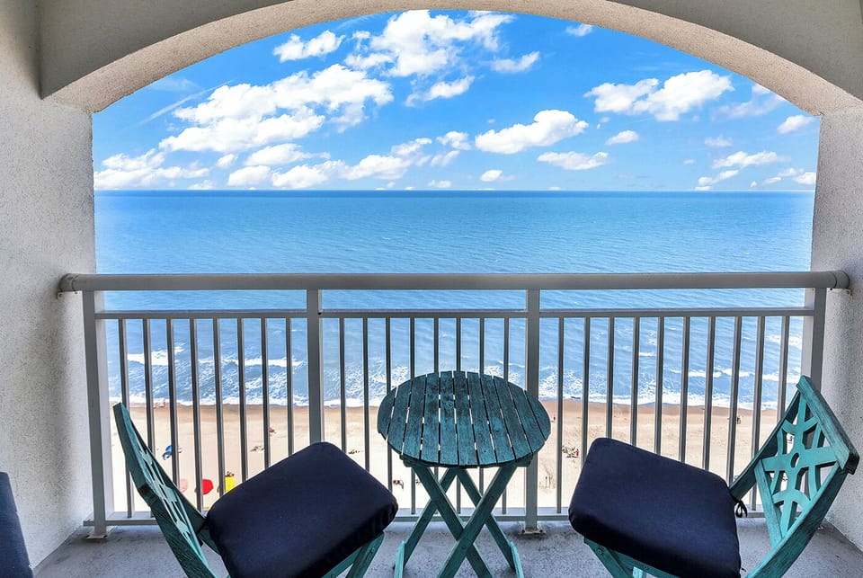 Unobstructed top floor view of the Atlantic Ocean from your private balcony!