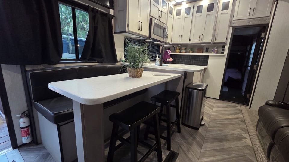 Red, White & Rodeo 2BR RV @ River Ranch 149 (3441)
