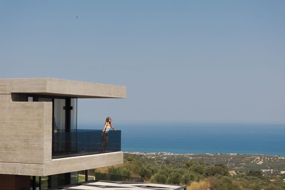 Esse Villa captures the true essence of refined Cretan relaxation.