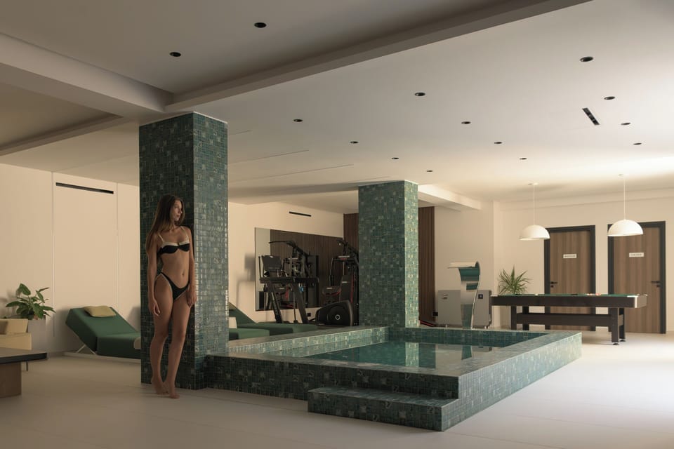 Esse Villa’s indoor pool setting is crafted for refined leisure.