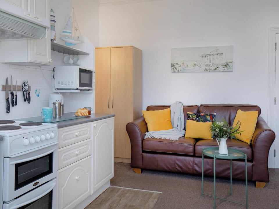 Open plan living space | Sunny Side - Atherfield Apartments, Paignton