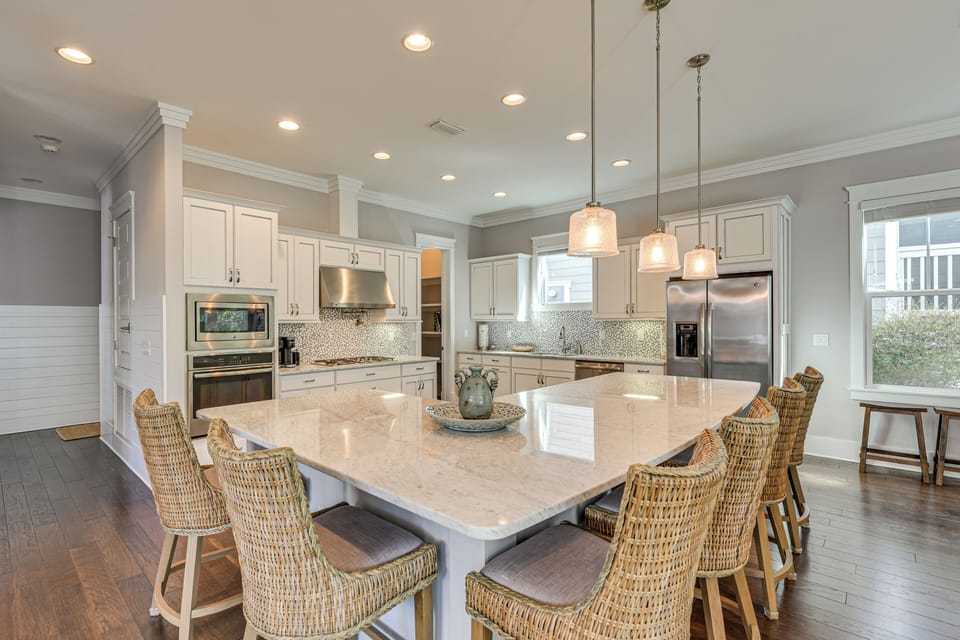 Kitchen | 1st Floor