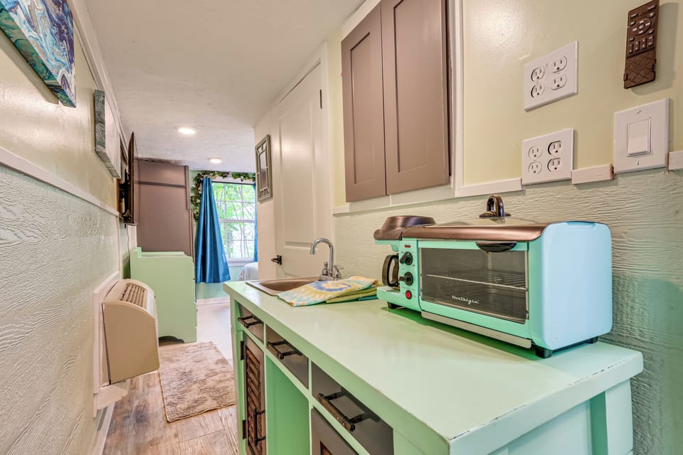 Kitchenette
