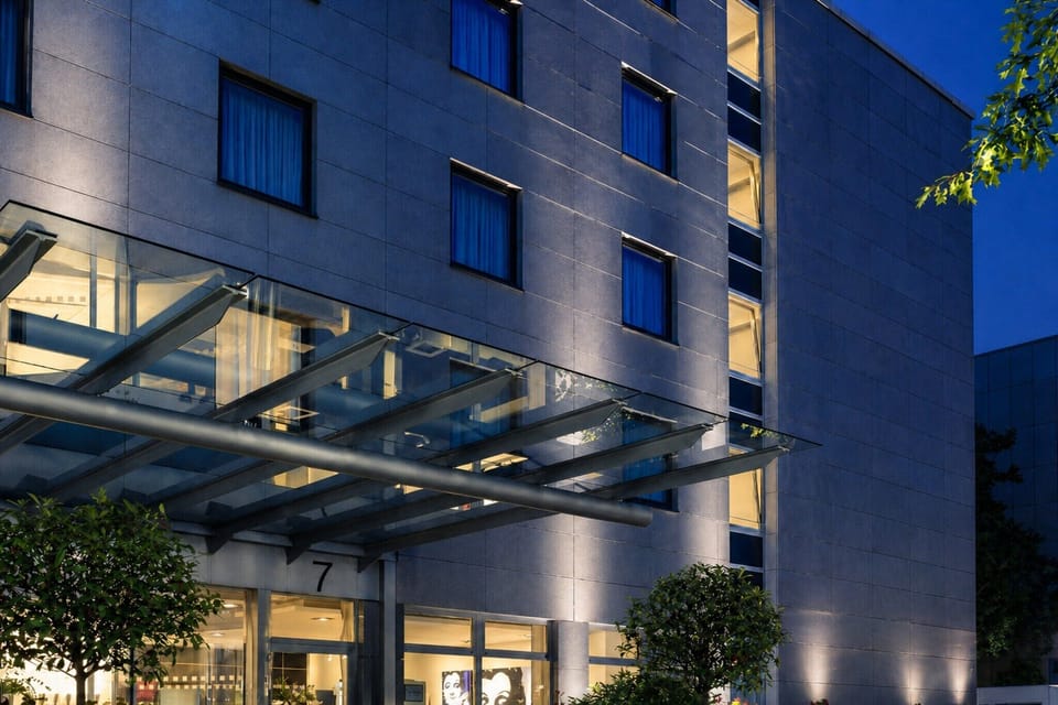 Hotel Exterior [summer]